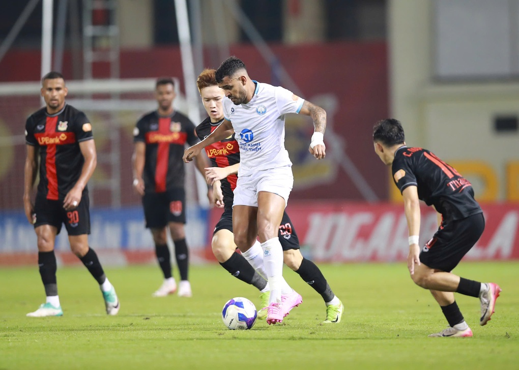 Hoàng Đức toả sáng, CLB Ninh Bình đánh bại Nam Định ở V-League - 3