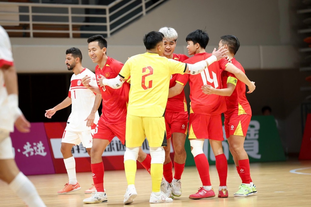 Đội tuyển futsal Việt Nam được VFF thưởng lớn sau thành tích toàn thắng - 2