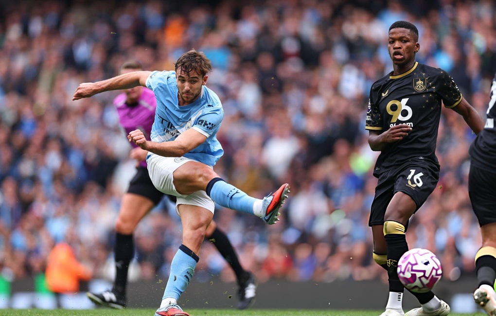 Haaland lập cú đúp, Man City thắng tưng bừng trước Burnley - 2