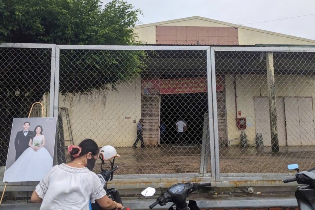 Bão xé tan rạp cưới, 80 mâm cỗ được cả thôn chuyển vào… nhà máy - 3