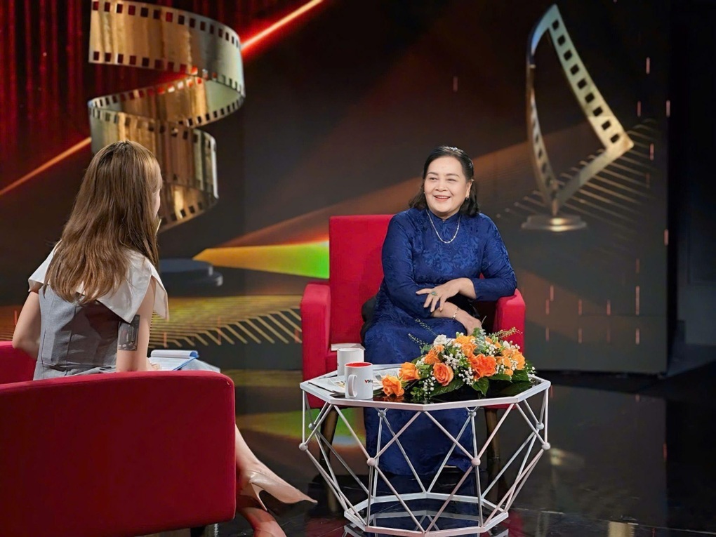 64 năm phim Lửa trung tuyến: Chuyện tình đẹp như mơ của NSND Ngọc Lan - 2