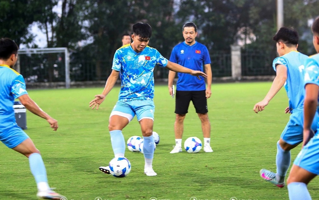 Hậu vệ U23 Việt Nam thận trọng trước trận so tài với U23 Singapore - 1