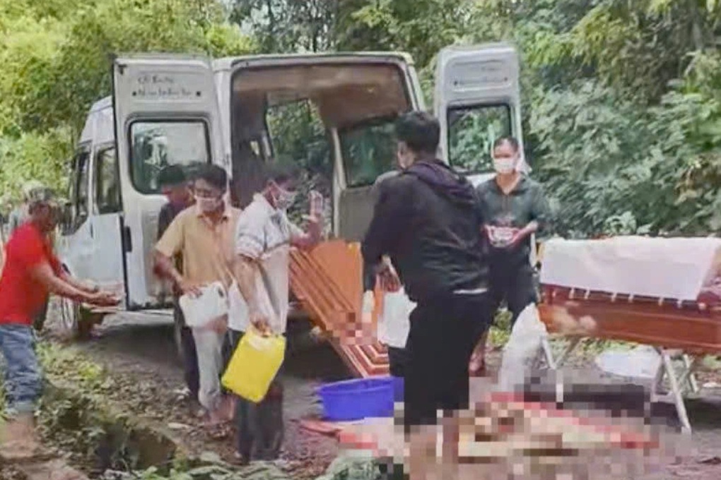 Phát hiện thi thể trong nghĩa trang, cạnh xe máy cháy trơ khung - 1 Phát hiện thi thể trong nghĩa trang, cạnh xe máy cháy trơ khung - 1
