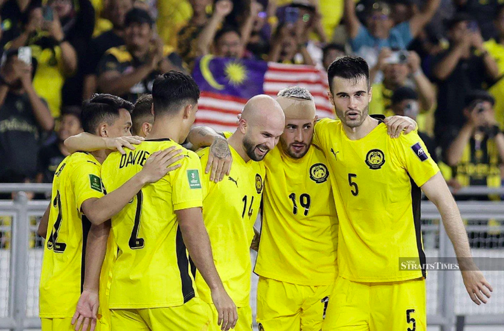 Tuyển Việt Nam có thể được xử thắng Malaysia sau vụ đối thủ làm hồ sơ giả - 2