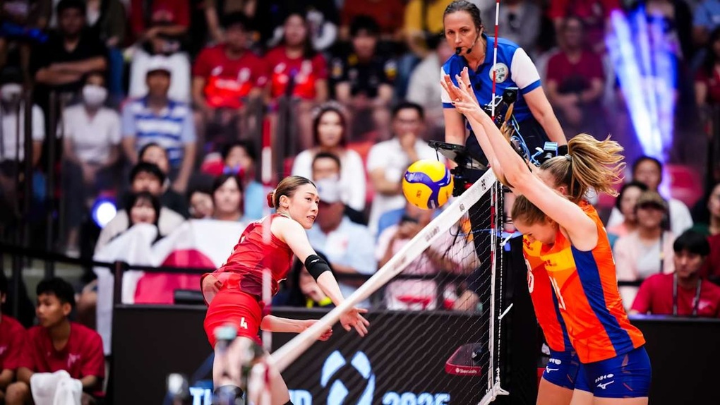 Tuyển nữ bóng chuyền Nhật Bản liên tiếp gây sốc dù thấp nhất giải thế giới - 1 Tuyển nữ bóng chuyền Nhật Bản liên tiếp gây sốc dù thấp nhất giải thế giới - 1