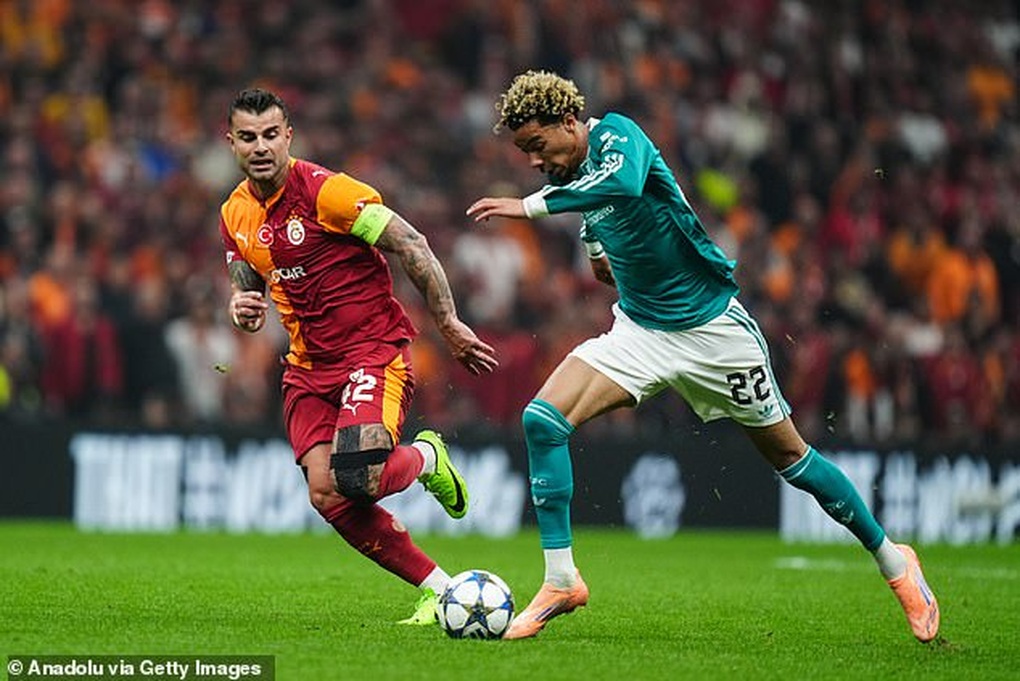 Liverpool bất ngờ thua trận thứ hai liên tiếp, CĐV vô cùng phẫn nộ - 2 Liverpool bất ngờ thua trận thứ hai liên tiếp, CĐV vô cùng phẫn nộ - 2