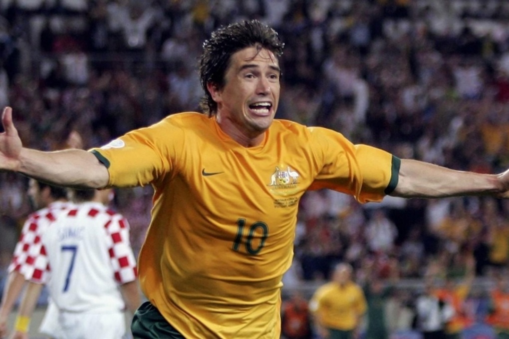 Tờ báo nổi tiếng ở châu Âu bị sốc khi Harry Kewell tới làm việc ở V-League - 2
