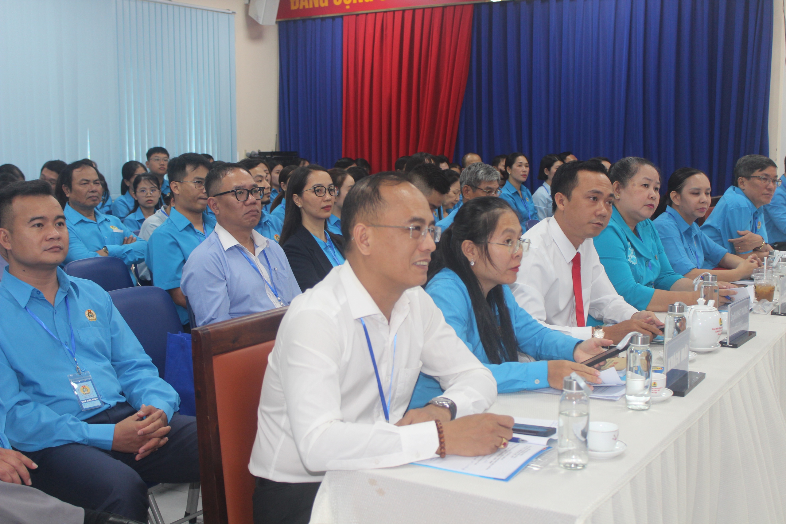 Bà Phạm Thị Thu Hồng là chủ tịch Công đoàn phường Hòa Hưng - Ảnh 1.