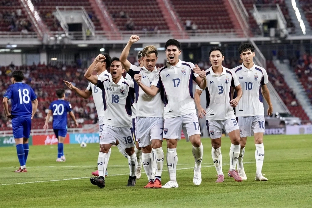 Chanathip tỏa sáng, Thái Lan thắng tưng bừng ở vòng loại Asian Cup 2027 - 1 Chanathip tỏa sáng, Thái Lan thắng tưng bừng ở vòng loại Asian Cup 2027 - 1