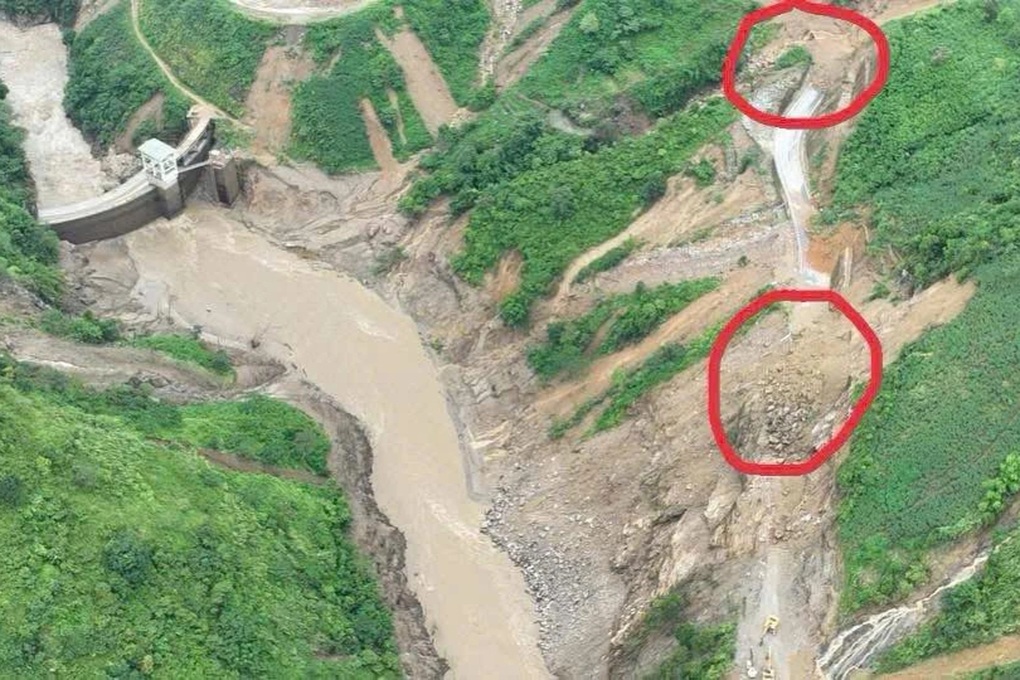 Chiếc ô tô chở 3 người đàn ông mất tích bí ẩn ở Lào Cai - 1